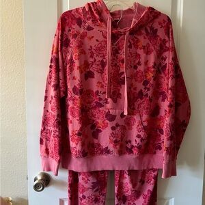 Old Navy 2pc Women’s Floral Pink Lounge Set